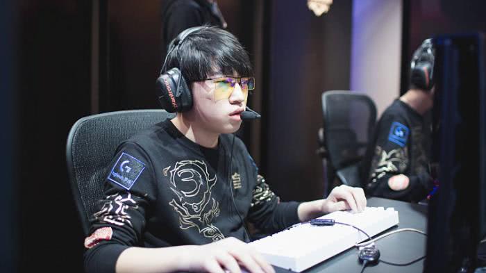 前站出来 前站出来