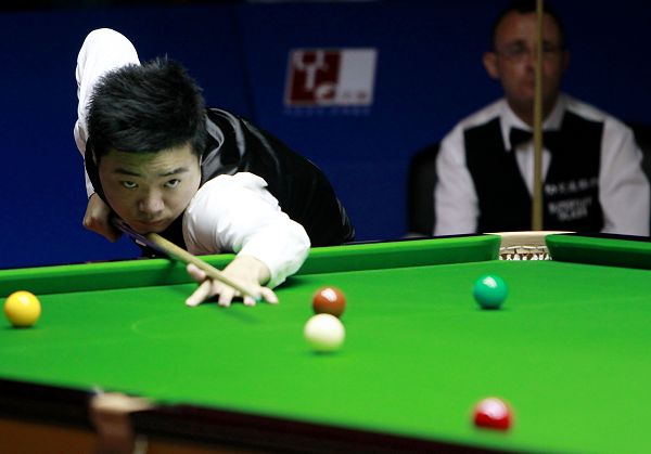 尤其是在中 尤其是在中