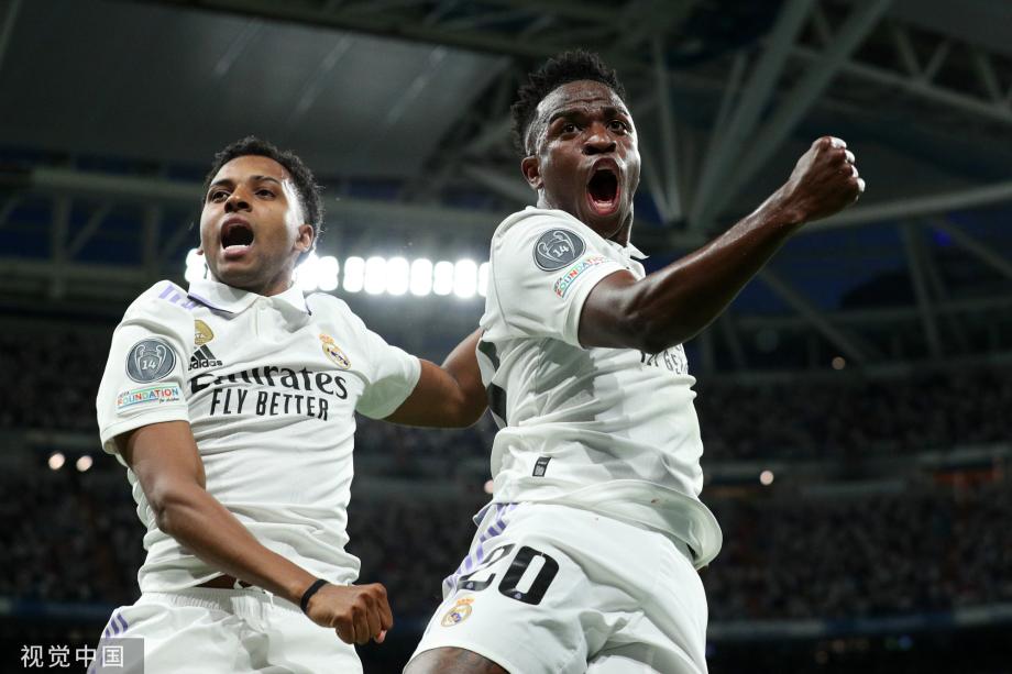 两支球队总 两支球队总