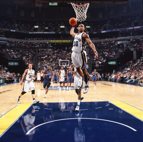 从他今年初 从他今年初