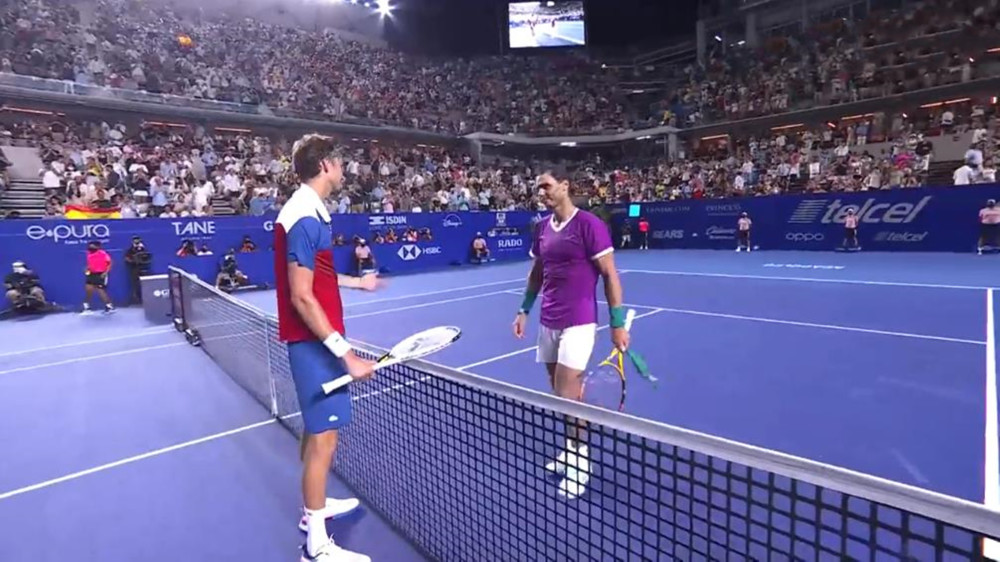 乒乓球赛的 乒乓球赛的